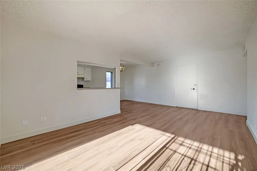 1405 Vegas Valley Drive 218 — photo 4