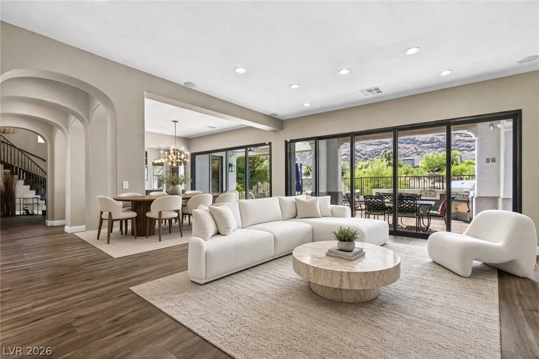 2587 Turtle Head Peak Dr Drive — photo 4