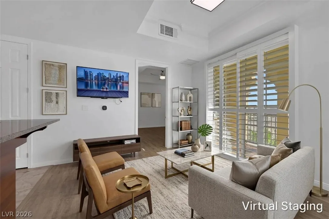 2405 West Serene Avenue 639 — photo 3