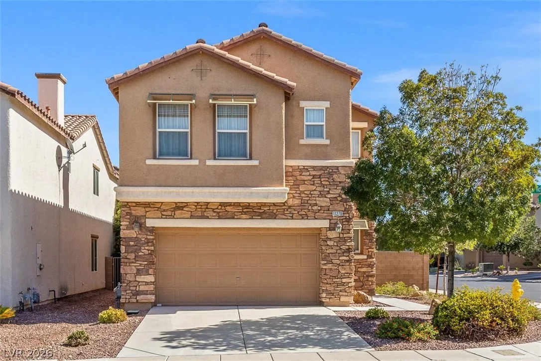 11270 Victoria Medici Street — photo 2