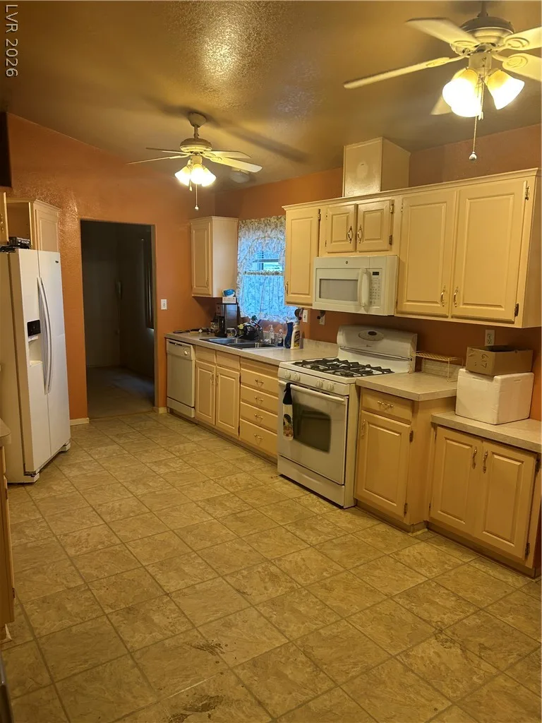 163 Trailzend Avenue — photo 4
