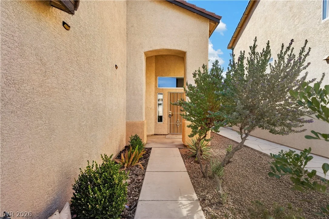 5883 Glory Canyon Way — photo 3