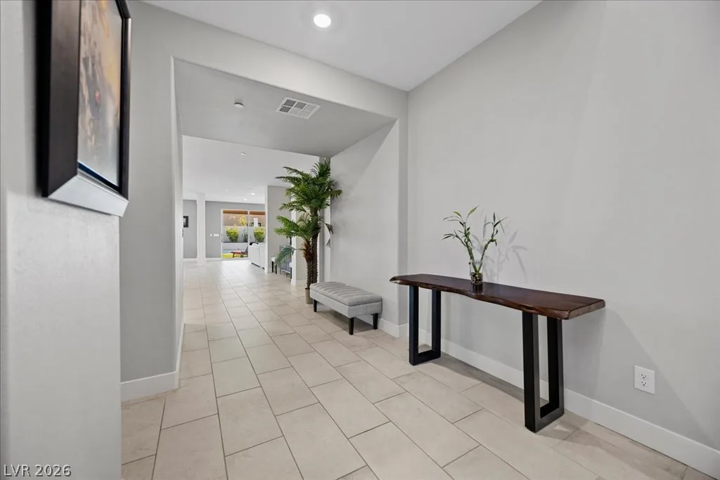 10231 Grapevine Hill Avenue — photo 5