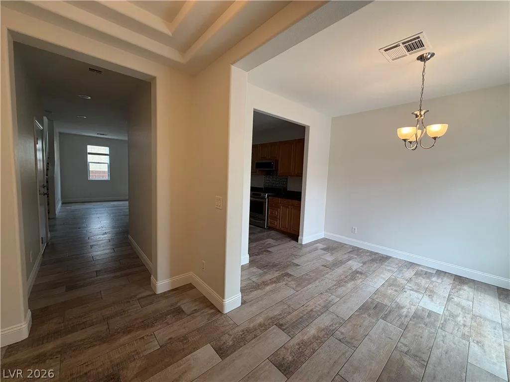 10540 Groton Avenue — photo 3