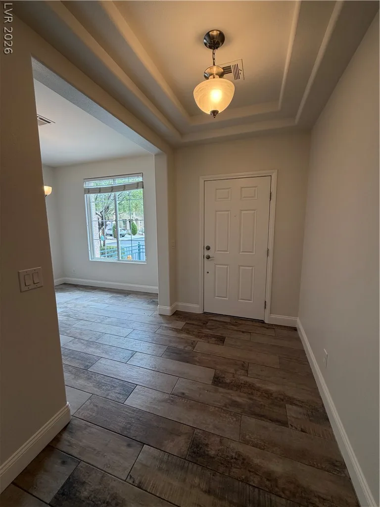 10540 Groton Avenue — photo 4