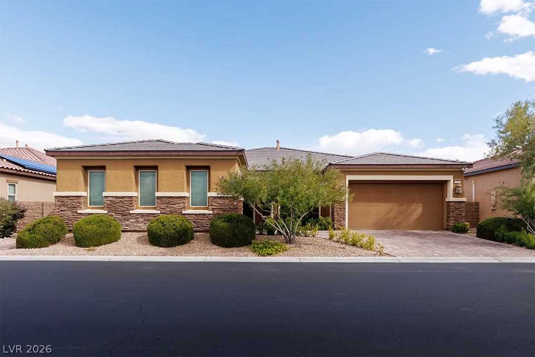 7722 Rainbow Rising Street — photo 1