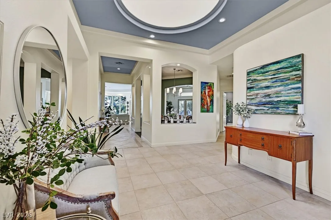 113 Tesoro Drive — photo 4