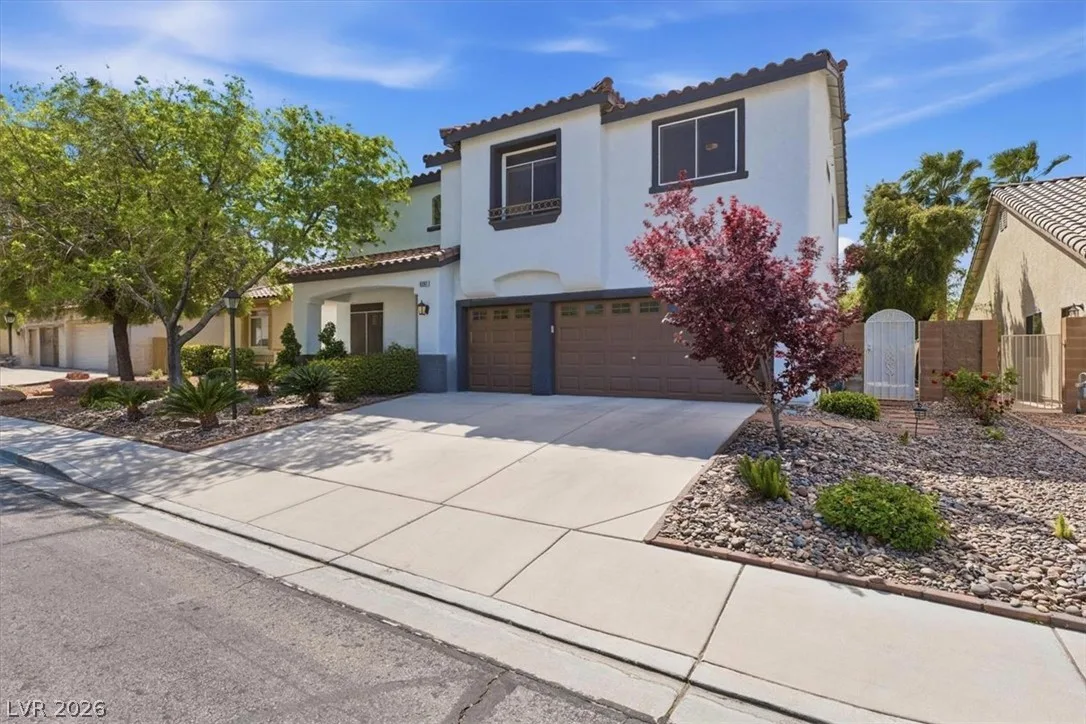 5397 Esparon Avenue — photo 2