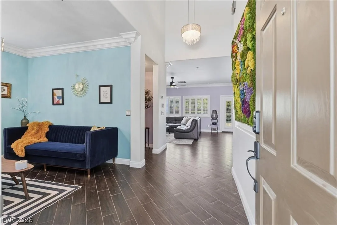 5397 Esparon Avenue — photo 4
