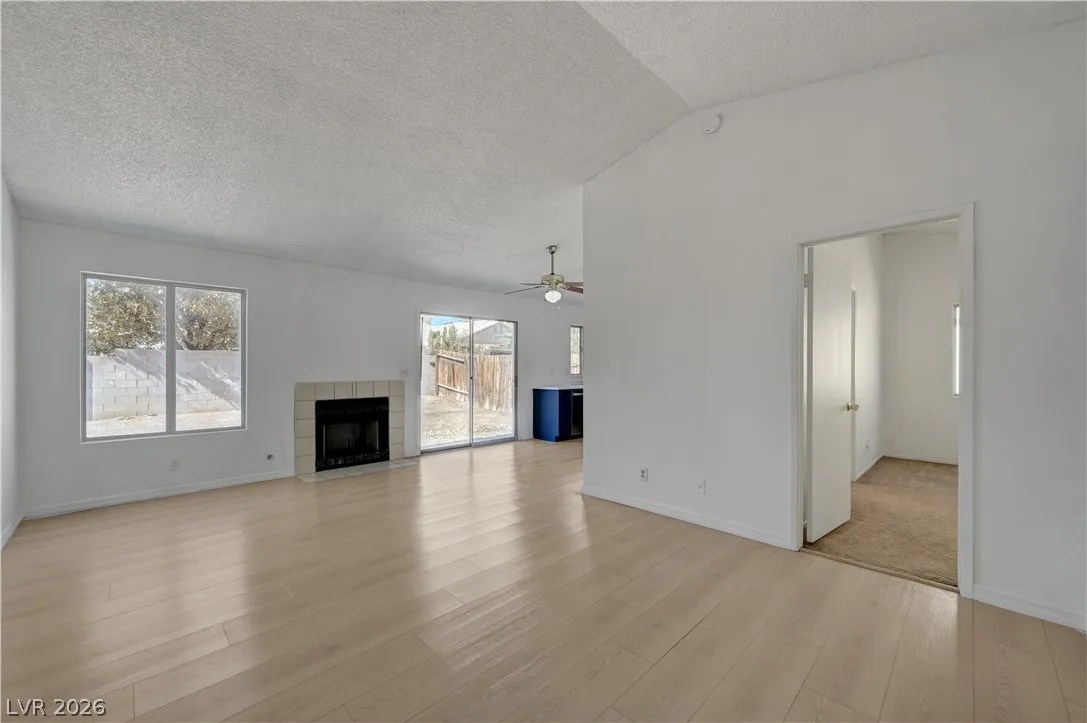 2173 Seahurst Drive — photo 2