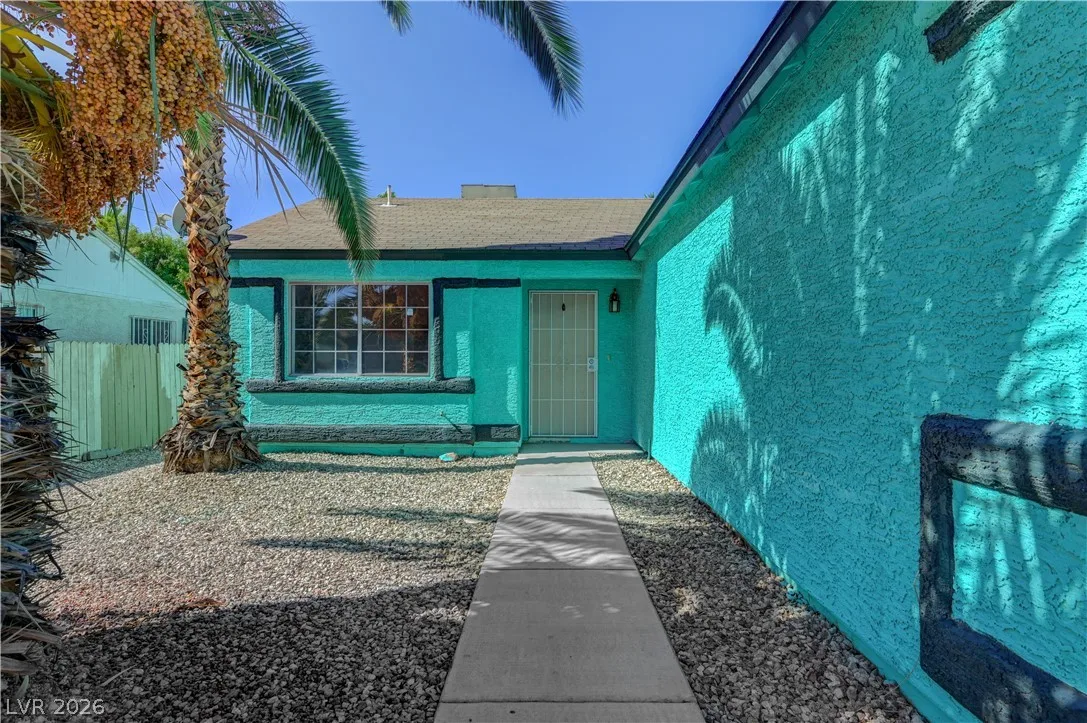 2173 Seahurst Drive — photo 3