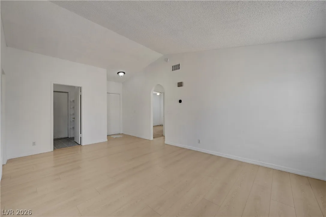 2173 Seahurst Drive — photo 5