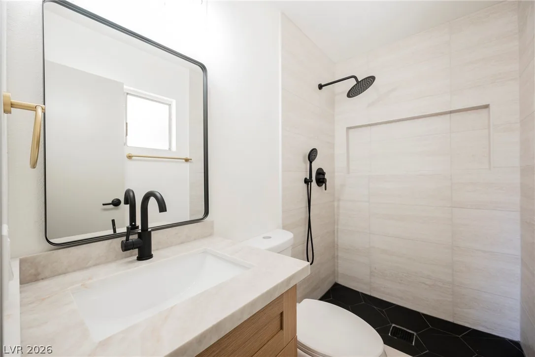 5637 Tunis Avenue — photo 2
