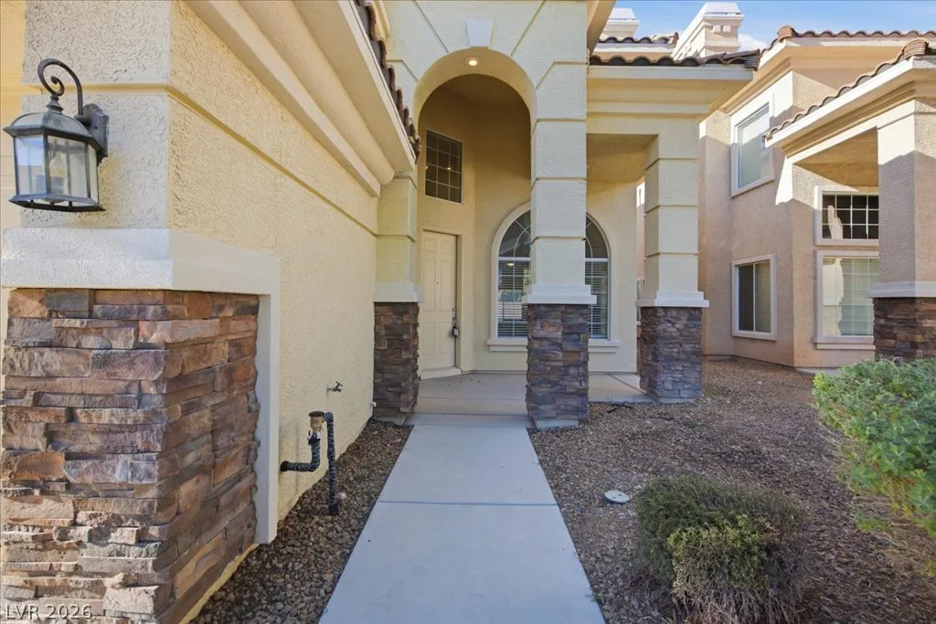 2884 Gables Vale Court — photo 2
