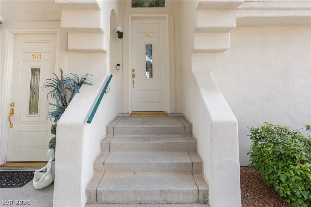 7625 Valley Green Drive 201 — photo 4