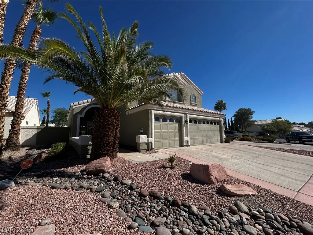 2208 Marble Gorge Drive — photo 2