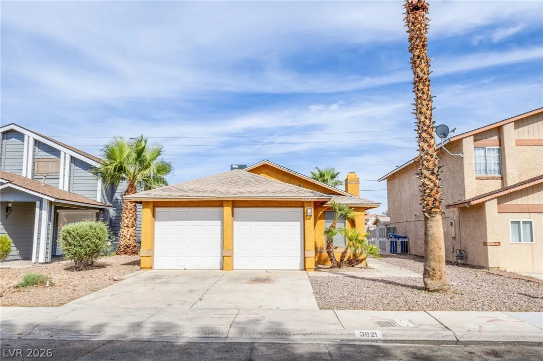 3821 Summer Breeze Circle — photo 1