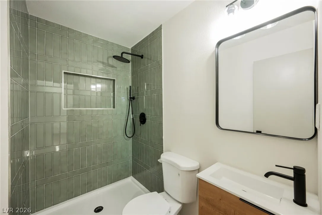 412 Gilday Avenue — photo 3