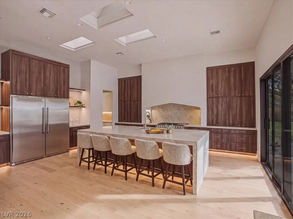 3 Isleworth Drive — photo 2
