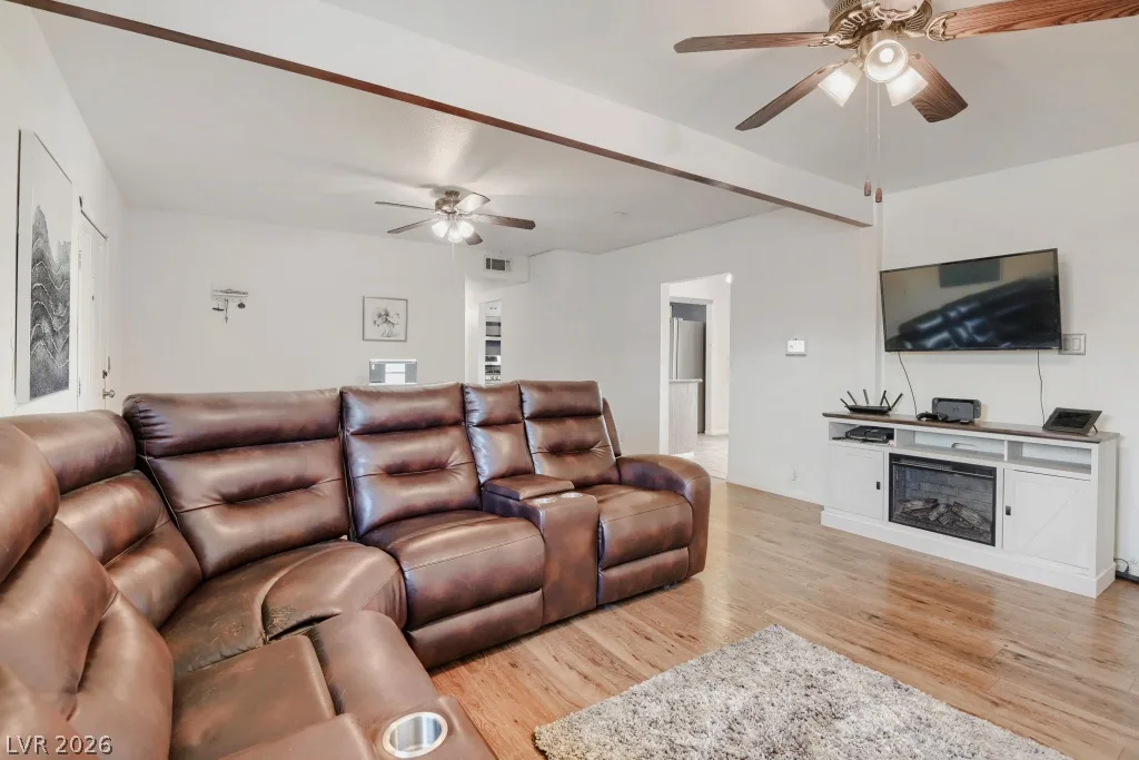 11 Washington Way — photo 5