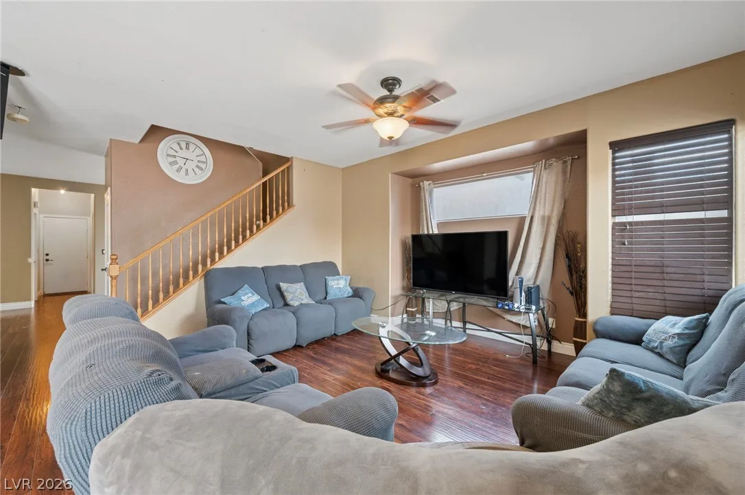 3648 Remington Grove Avenue — photo 3