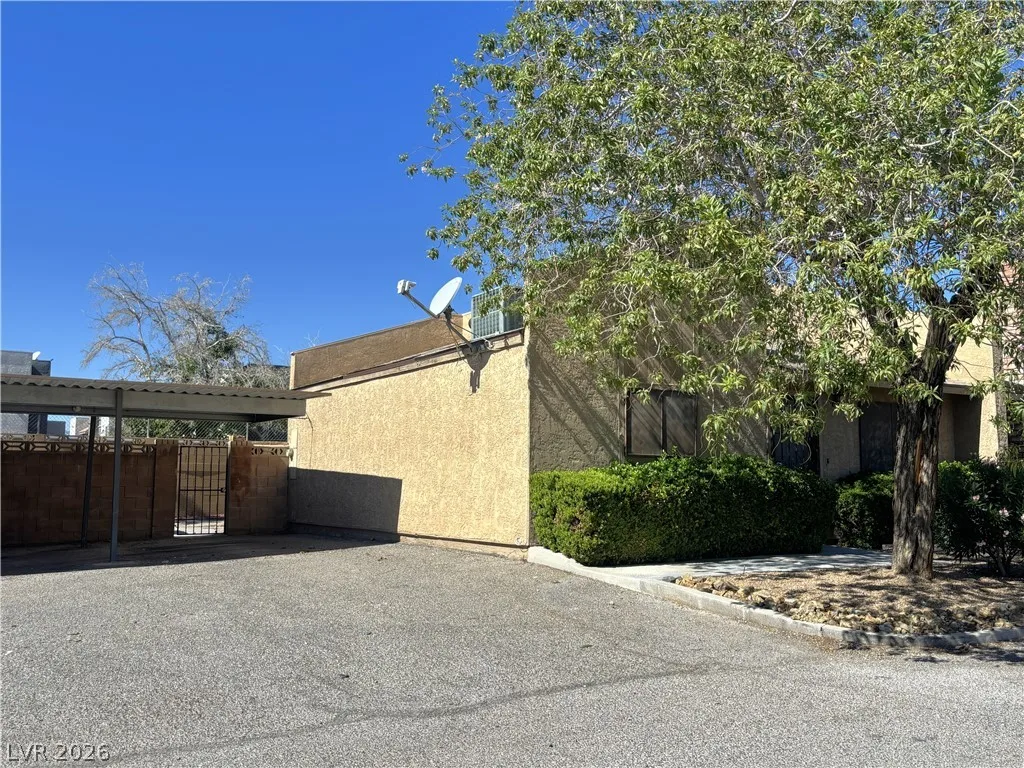 4267 Rollingstone Drive — photo 5