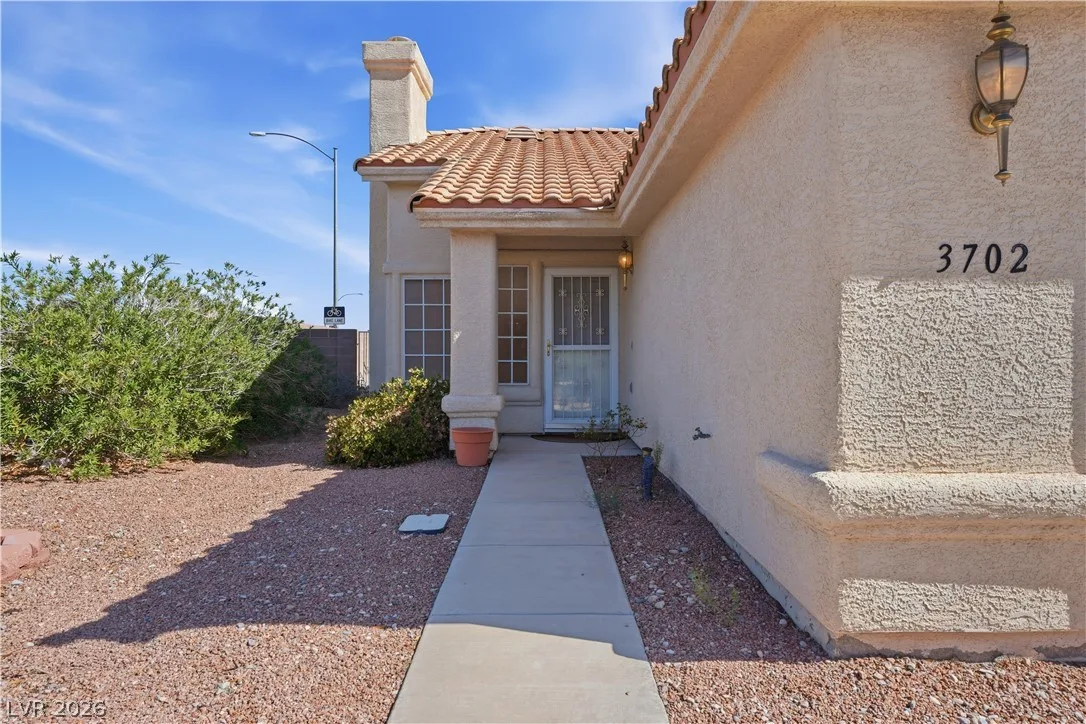 3702 Lipan Point Street — photo 5