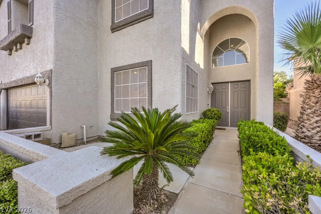 2173 Calandria Avenue — photo 3