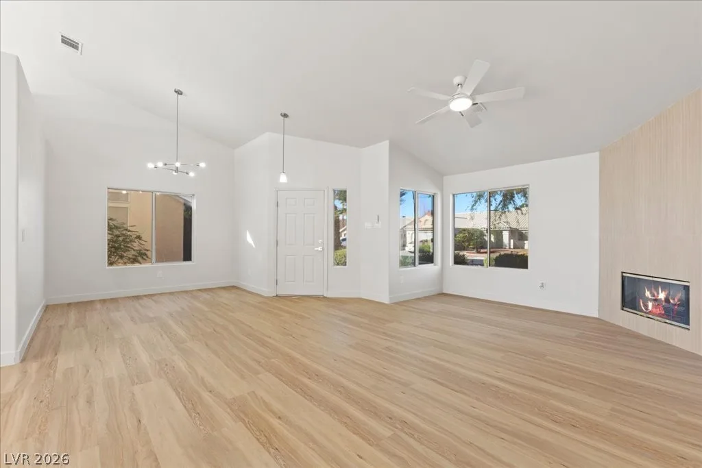 4682 Califa Drive — photo 2