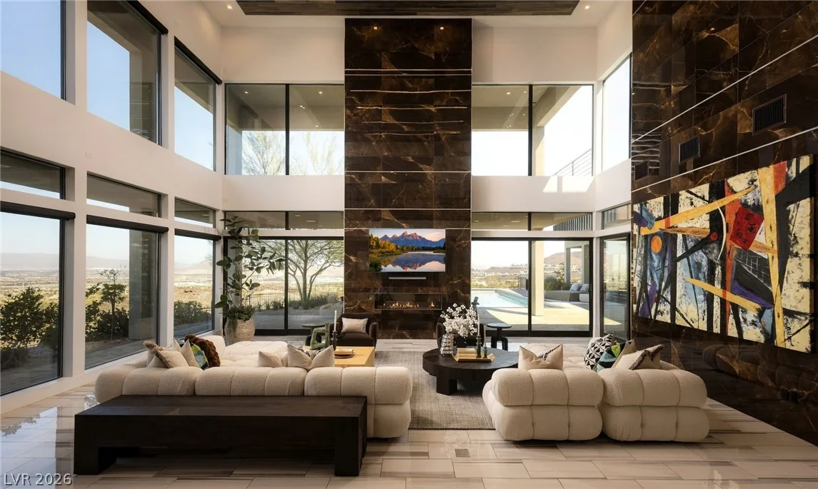 629 Dragon Peak Drive — photo 3
