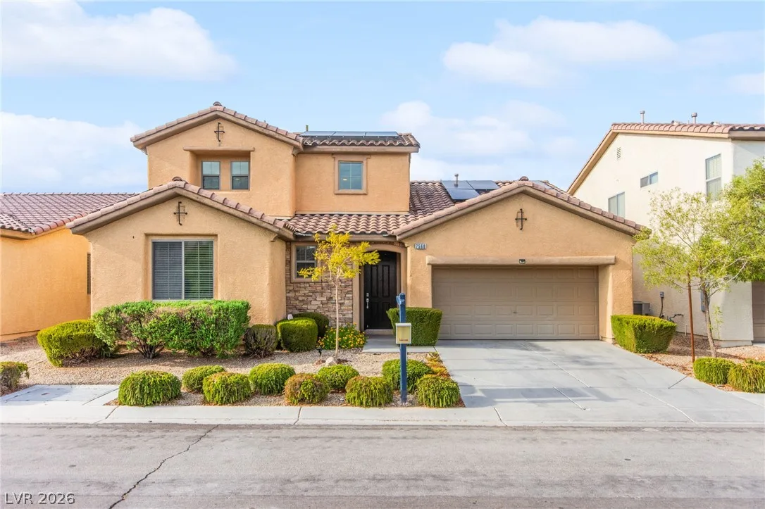 7568 Stray Horse Avenue — photo 3