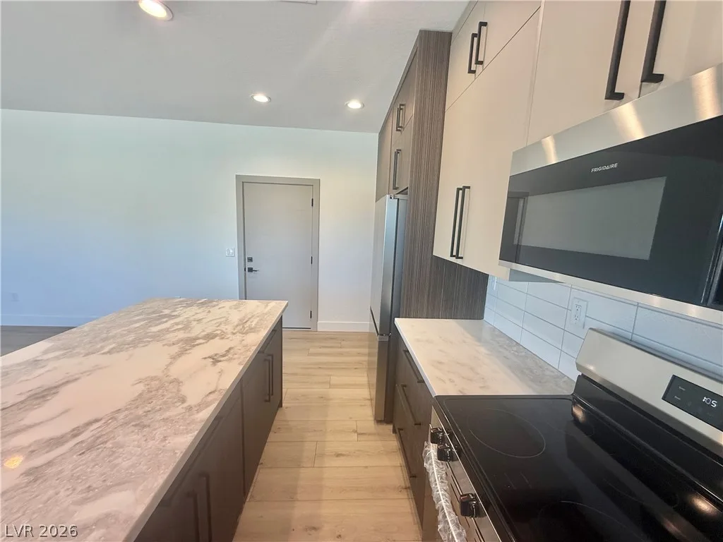 2886 Mount Charleston Drive — photo 5