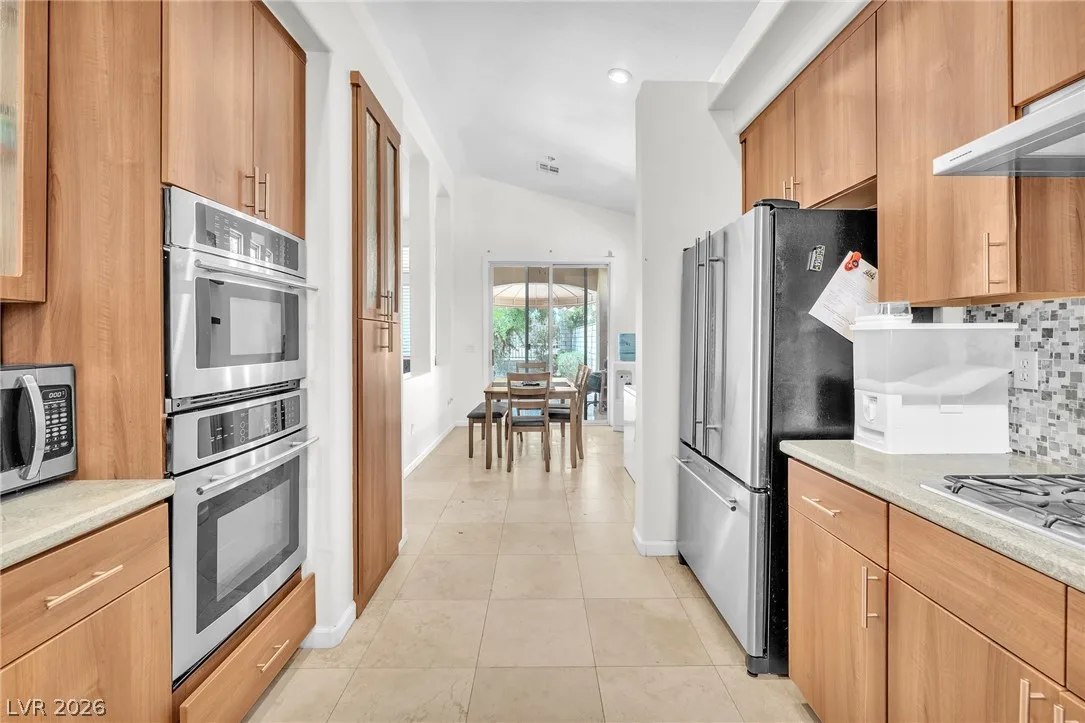 465 Indigo Springs Street — photo 5