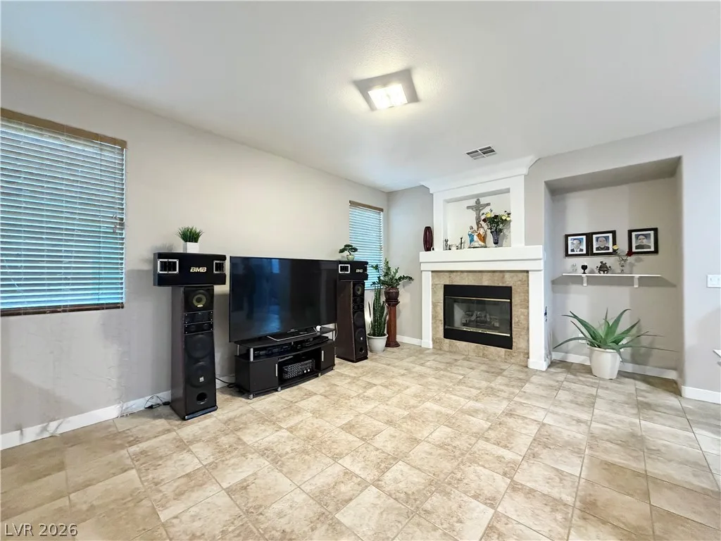 8345 Palace Heights Avenue — photo 3