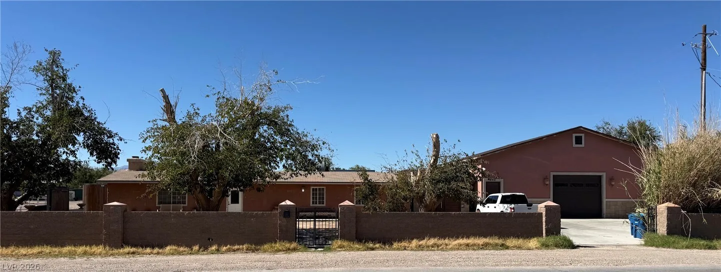 8461 Fairfield Avenue — photo 1