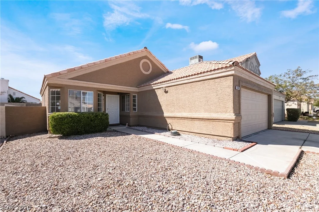 6361 Canyon Dawn Avenue — photo 4