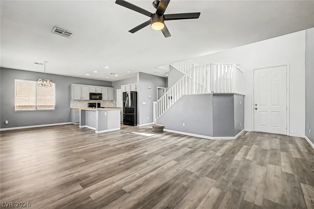 6725 Petrified Forest Street — photo 1