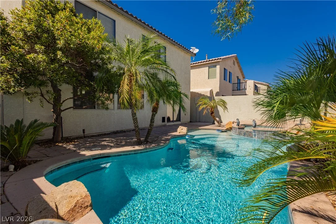 5558 GOLDEN PALMS Court — photo 2