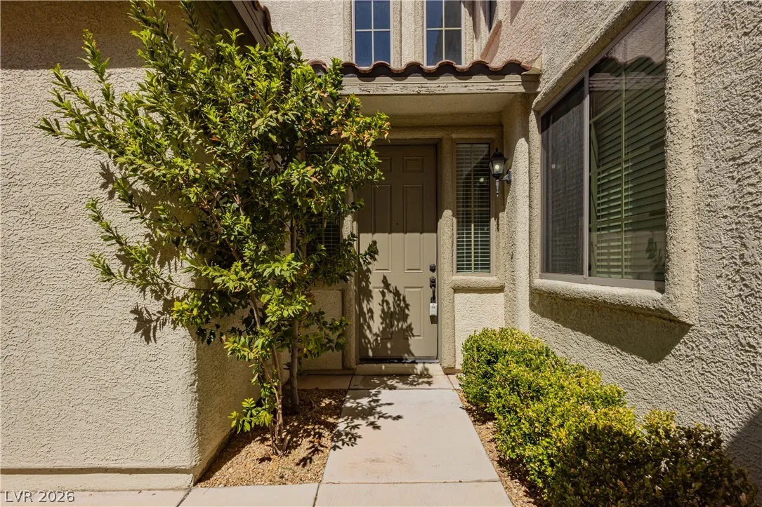 5558 GOLDEN PALMS Court — photo 5