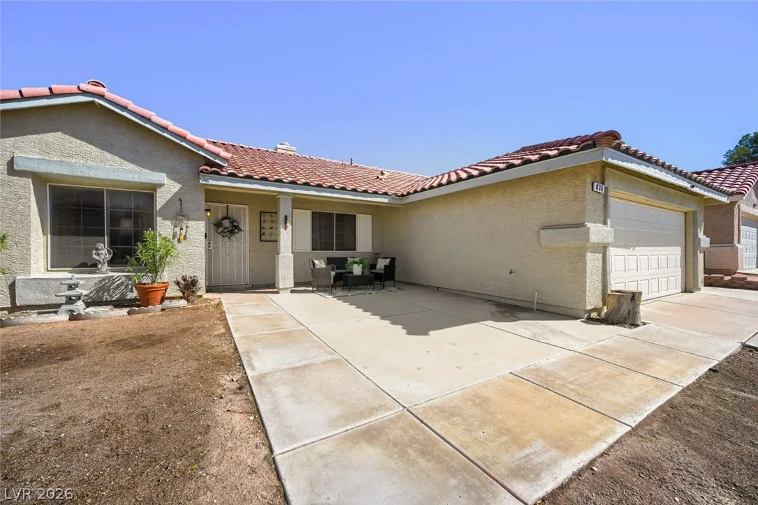 836 Grape Vine Avenue — photo 3