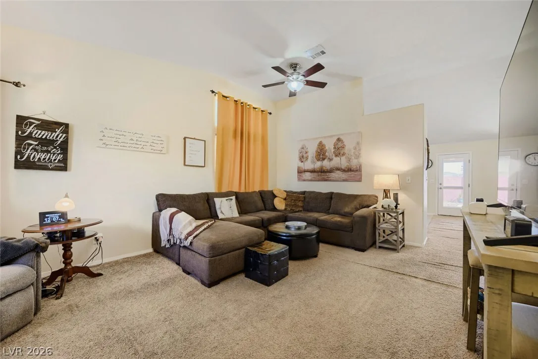 836 Grape Vine Avenue — photo 5