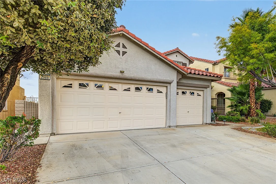 2988 Scenic Valley Way — photo 3