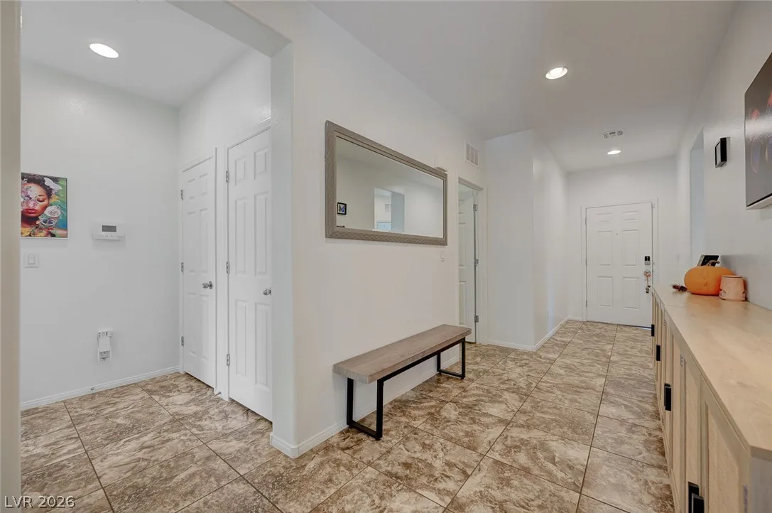 7165 Summer Air Avenue — photo 4