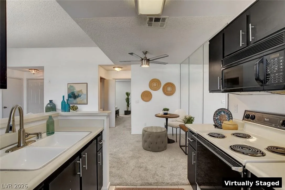 3150 Soft Breezes Drive 2040 — photo 3