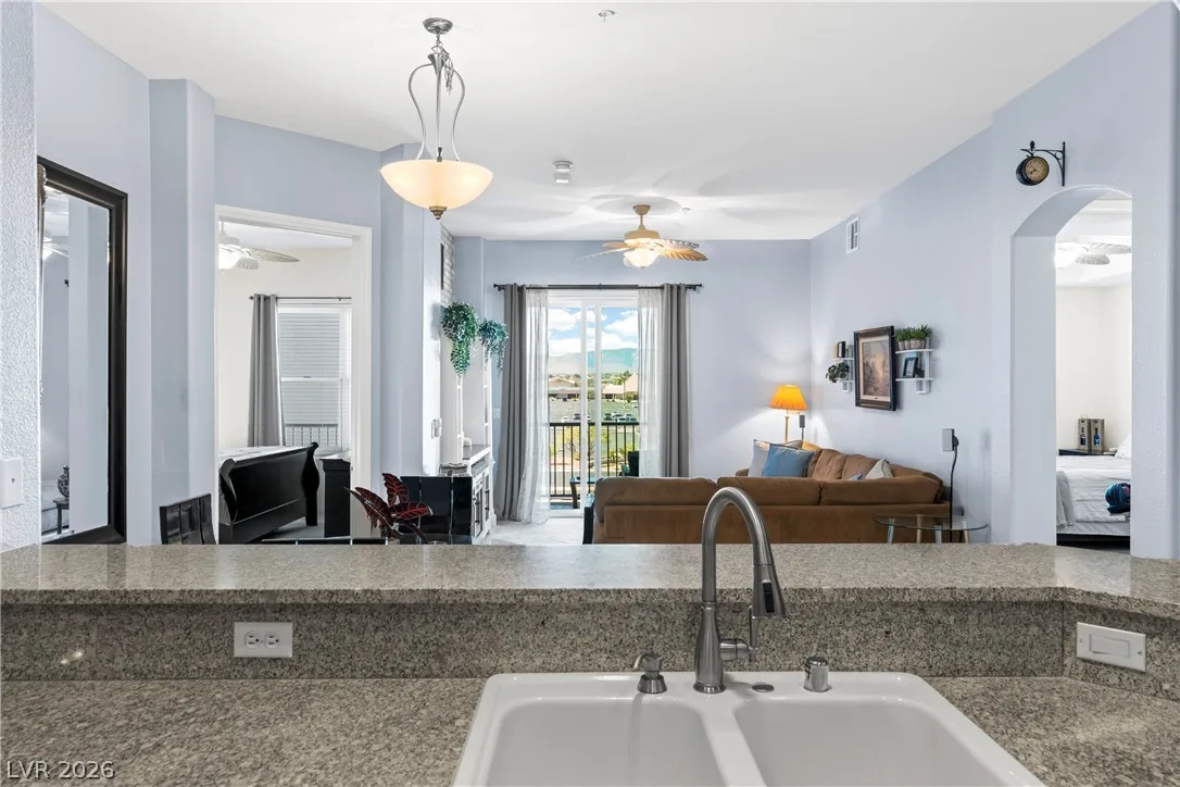 38 East Serene Avenue 312 — photo 4