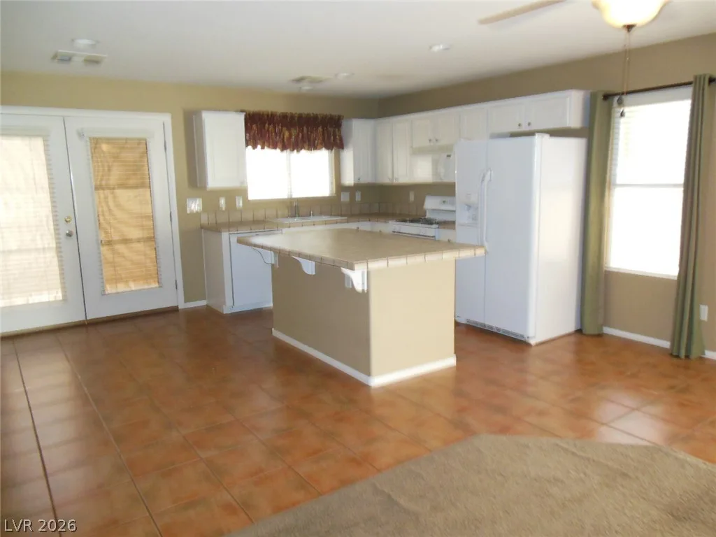 8036 CRACKER BARREL Street — photo 3