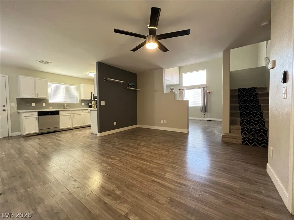 9363 Graceful Gold Street — photo 3