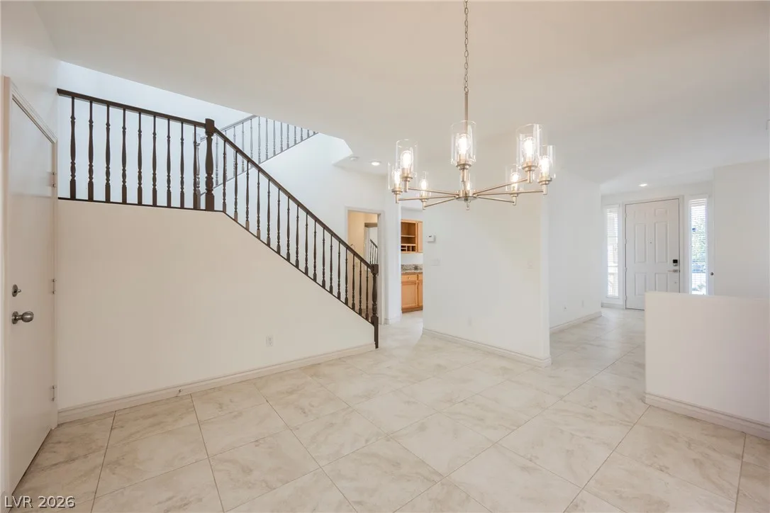 4416 Nestos Valley Avenue — photo 2