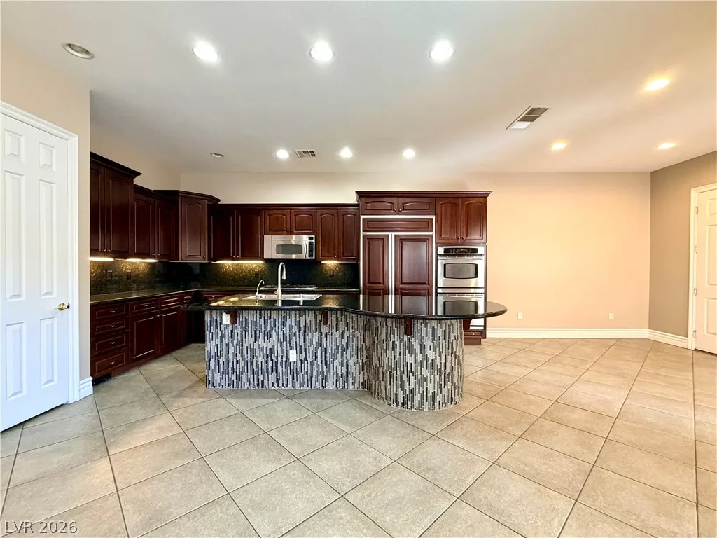 10346 SWEET LAUREL Street — photo 5