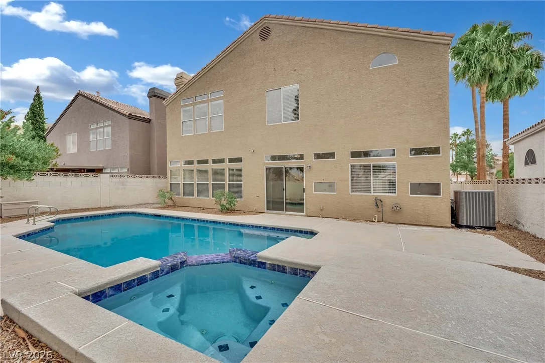 2106 Club Meadows Drive — photo 3